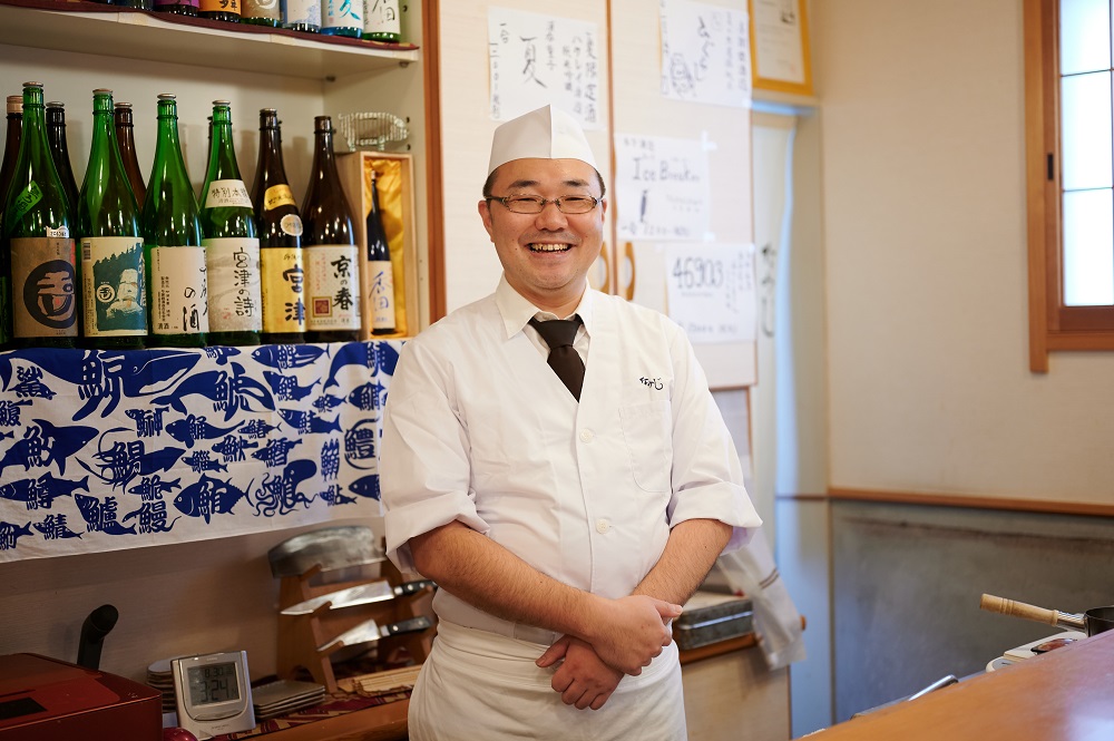 岸本佳久氏（店主）
