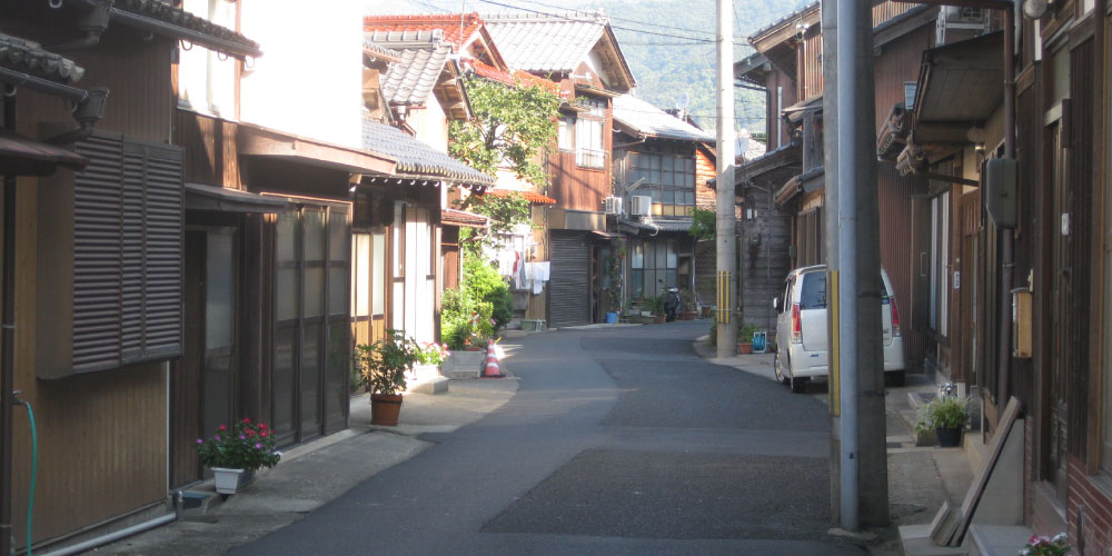 伊根町を歩く