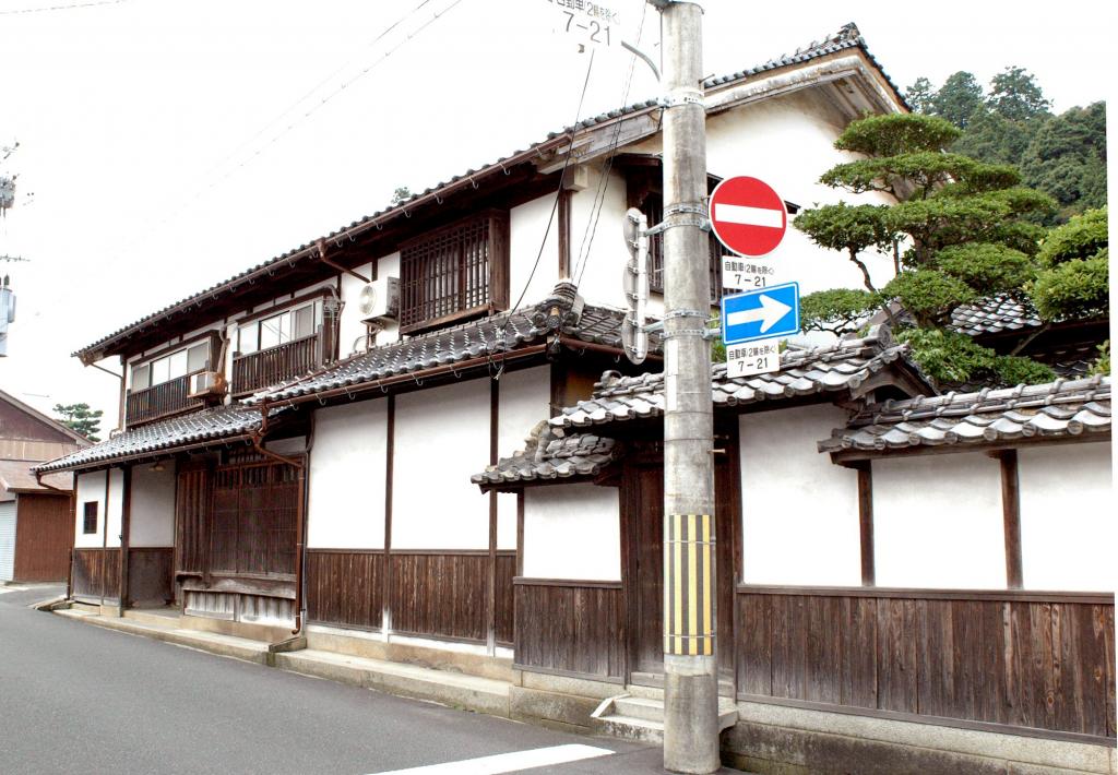 บ้านประจำตระกูลของชิโมะมุระ โกะโรสุเกะ