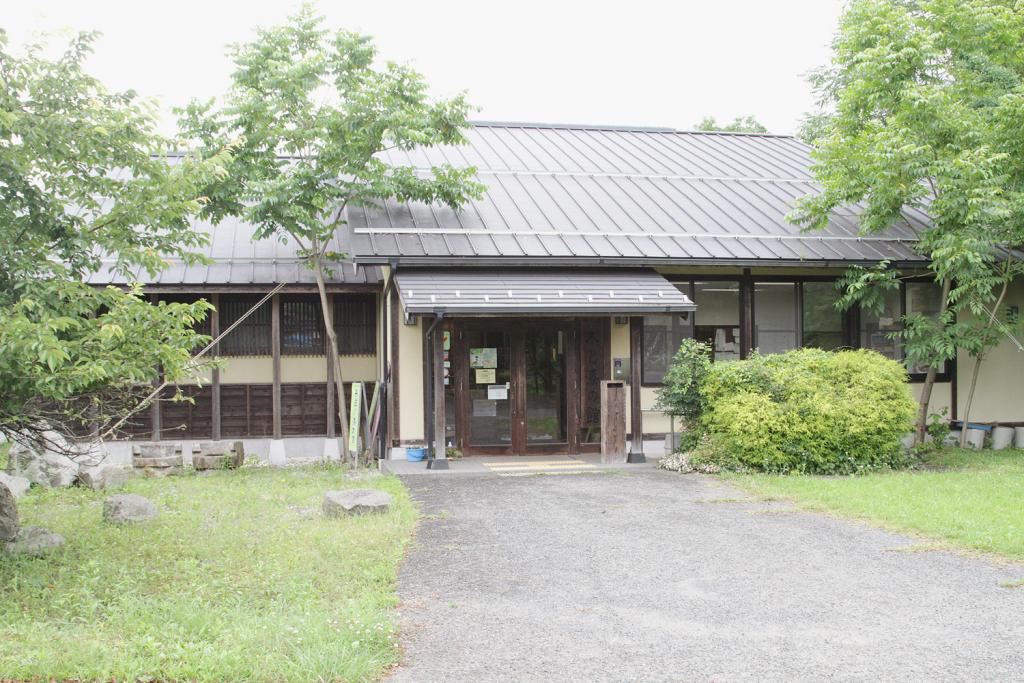 丹波漆のPR施設 やくの木と漆の館