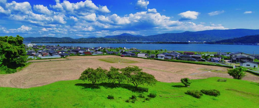 天橋立の絶景「天平観」の地に建つ