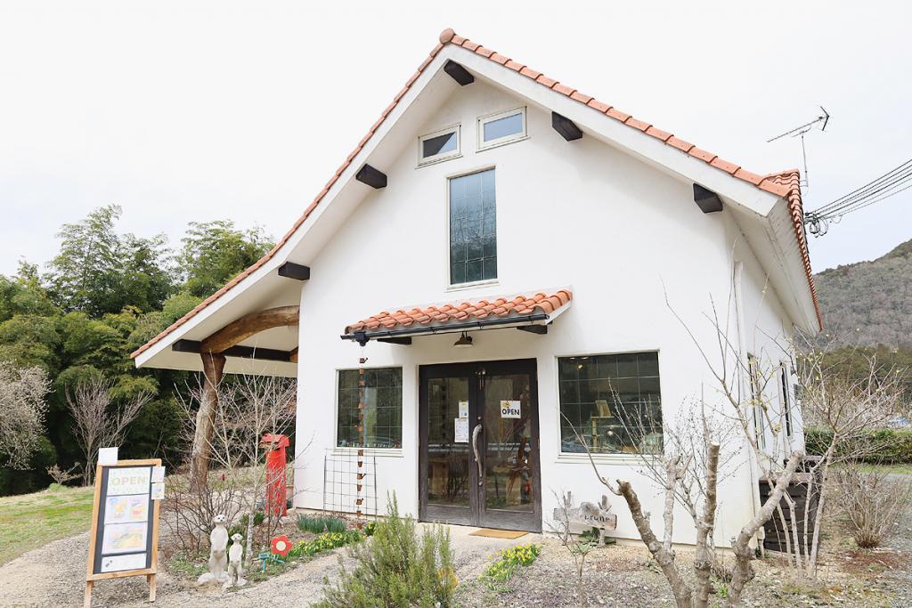 有名ホテル出身のオーナーパティシエ