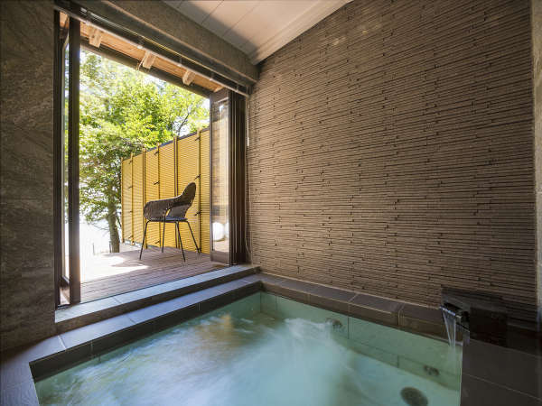 Calme, a bayfront cottage 3