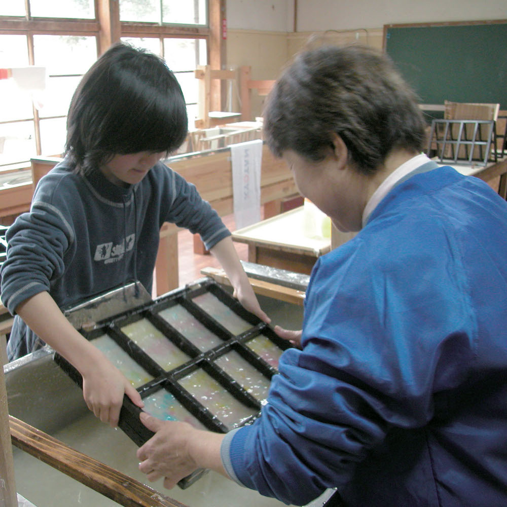 Kurotani Washi Japanese paper making 2