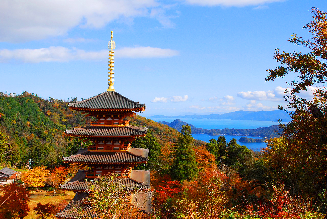 Nariaiji Temple (mountain temple with sea views) 1