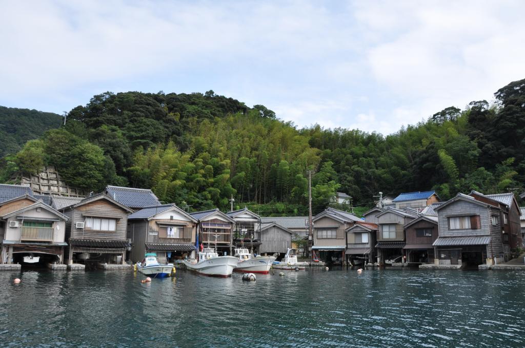 伊根の舟屋群　伊根浦公園