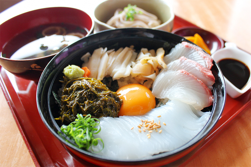 丹後お宝丼「つるや食堂」