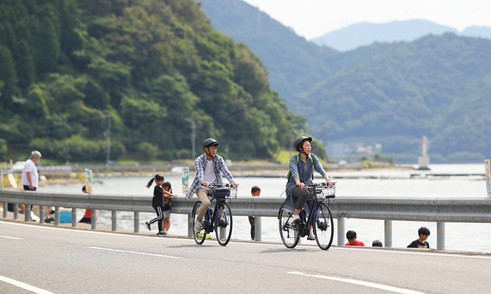 今話題のe-Bikeをレンタル!