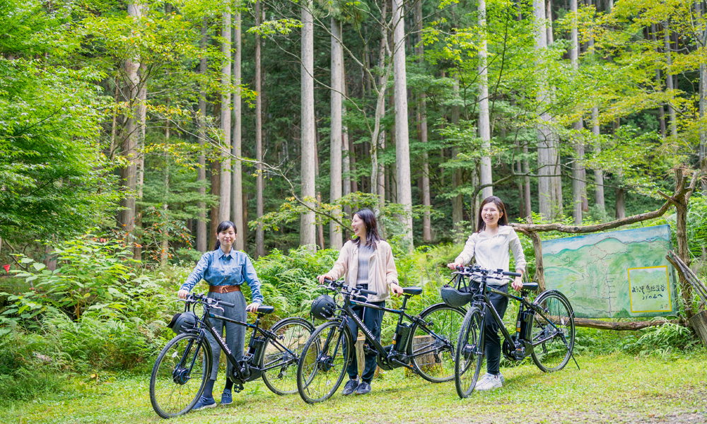 春のお薦めプラン!!あやべ温泉からシャガ群生地までの約13kmをe-Bikeで爽快ライド♪