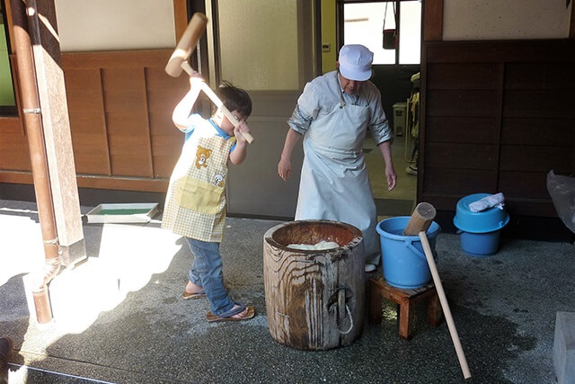 つきたてのお餅を味わおう