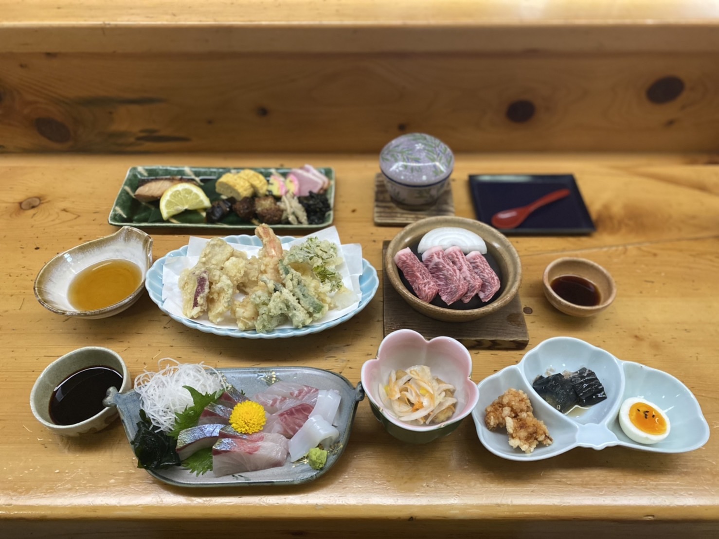 季節料理 よこ田