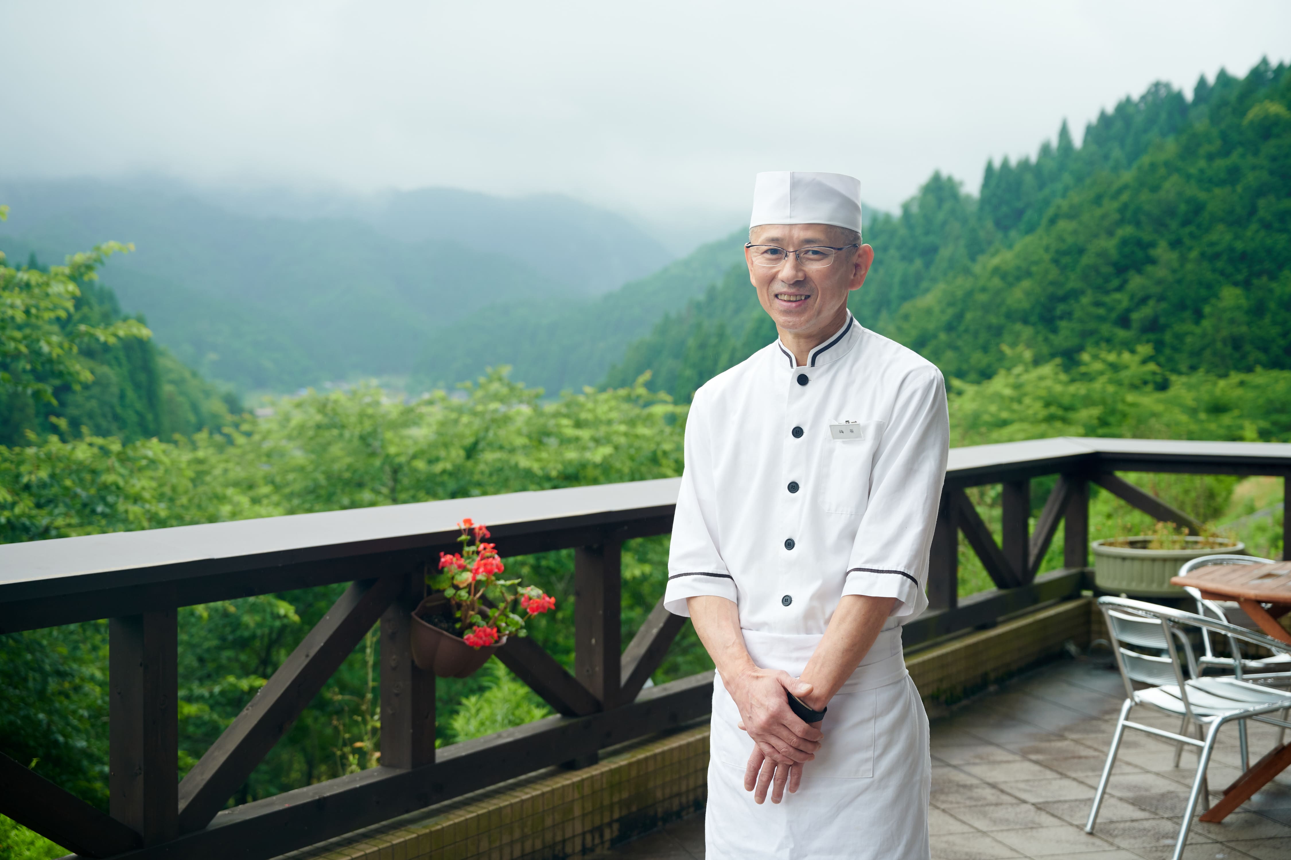 あやべ温泉二王館