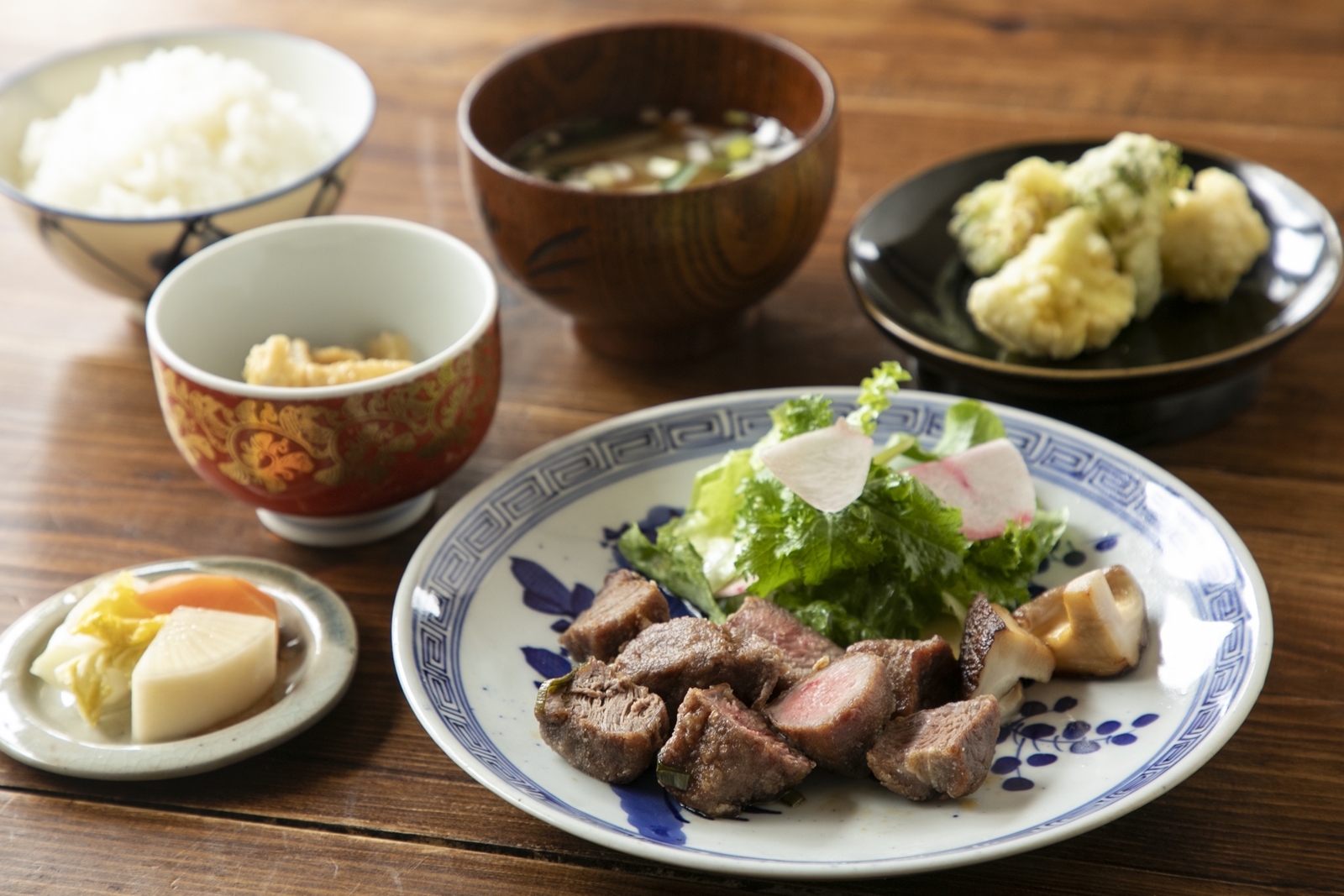 ヤマノウエ定食（鹿モモ肉の唐揚げ）