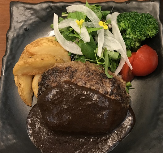 但馬牛の手作りハンバーグ定食