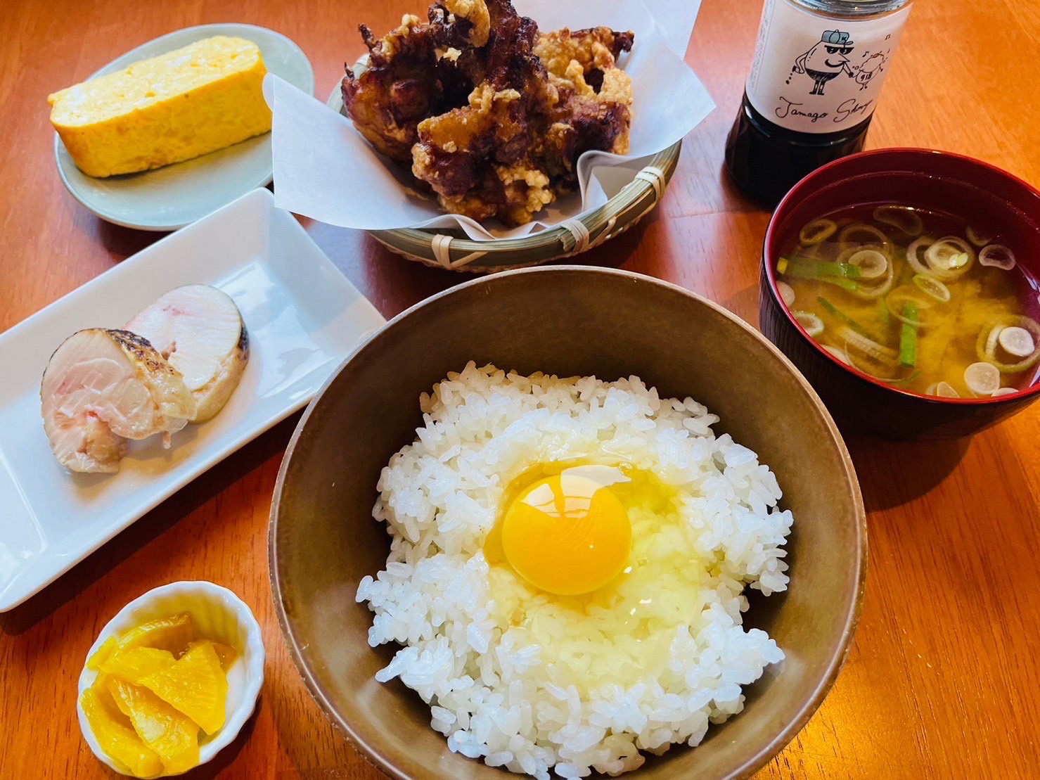 山の京都定食（鶏の唐揚げ.出汁巻.あかもく.鶏ハム）