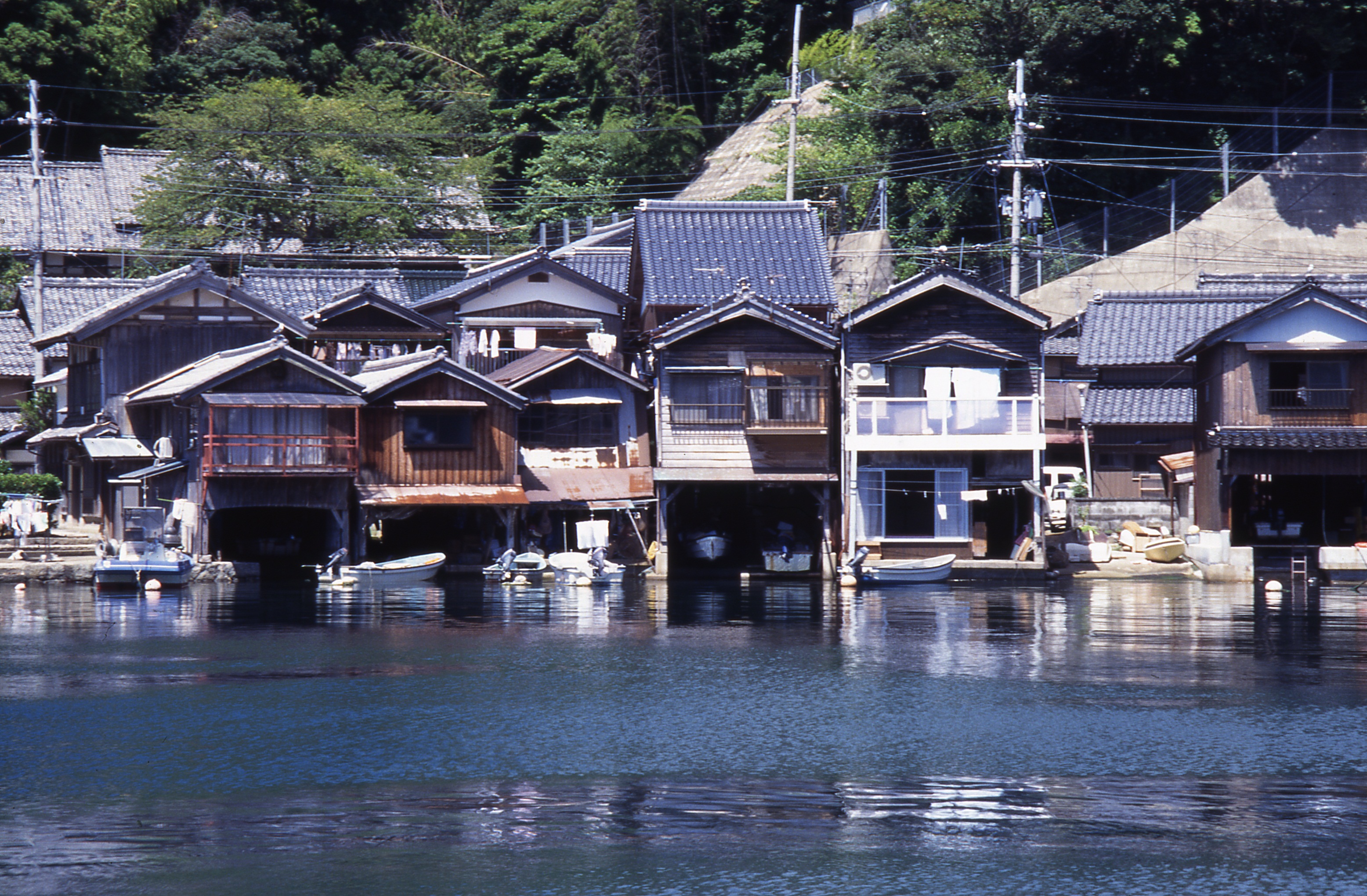 「伊根浦舟屋群」①