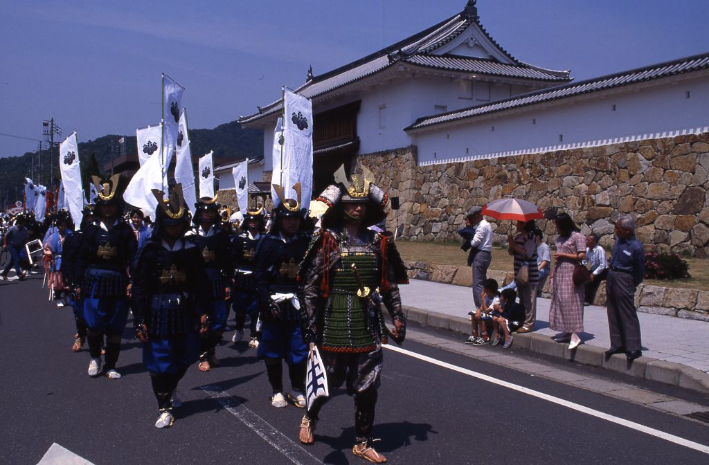 「田辺城まつり」