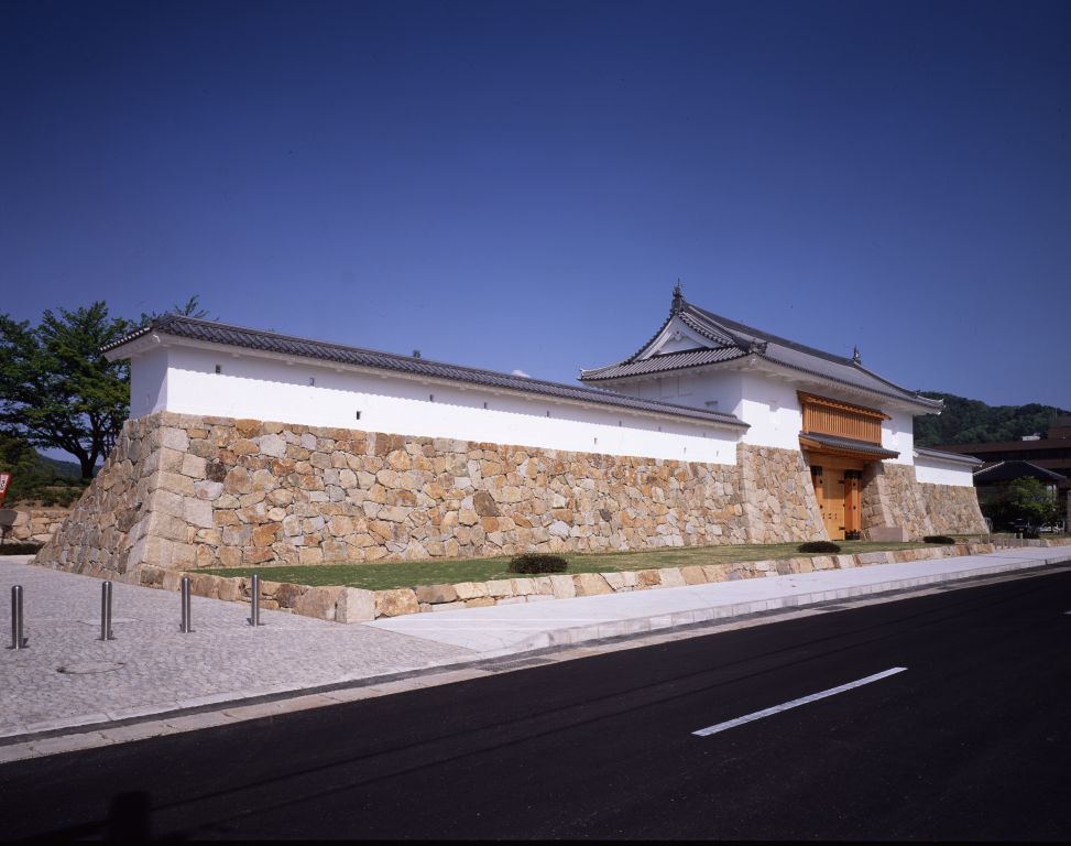 「田辺城跡大手門」