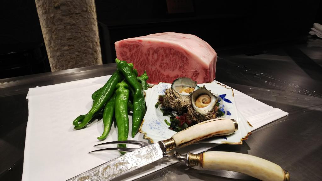 株式会社ニューオーサカホテルエンタープライズ　ホテルベルマーレ「鉄板焼　舞鶴」【旬食 秋】