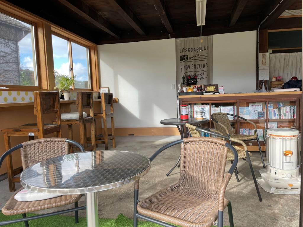 宇川観光案内所・宇川百貨店うかわの実