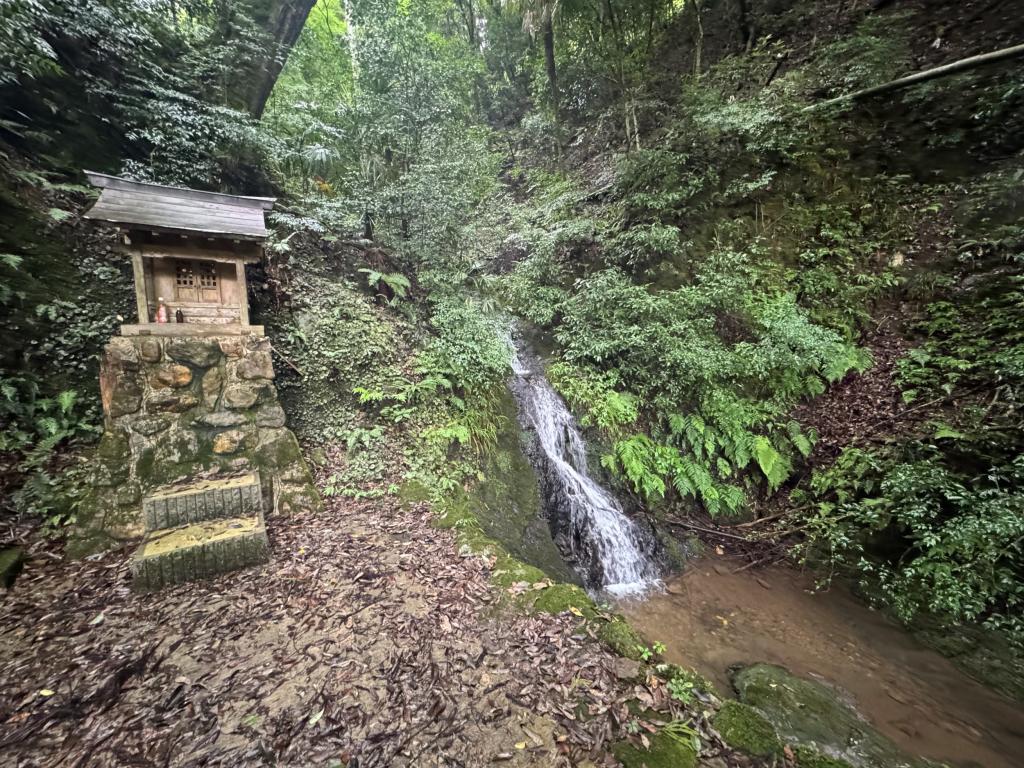 梅の木谷不動滝