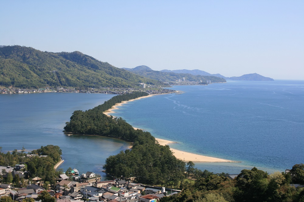 Amanohashidate, "le pont du ciel"