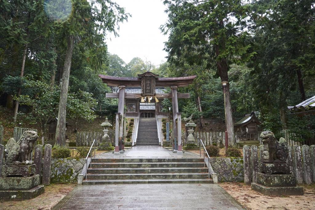 Shidori-jinja Shrine