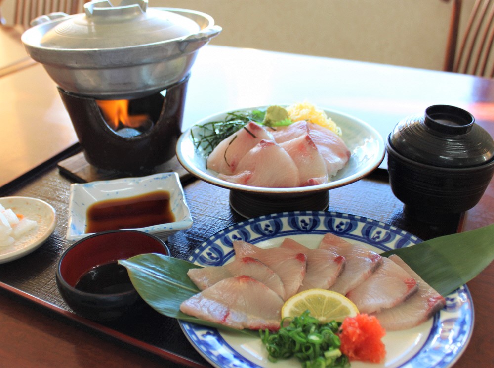 橋立海産センター 瑞松苑 【冬の旬の食材提供店】