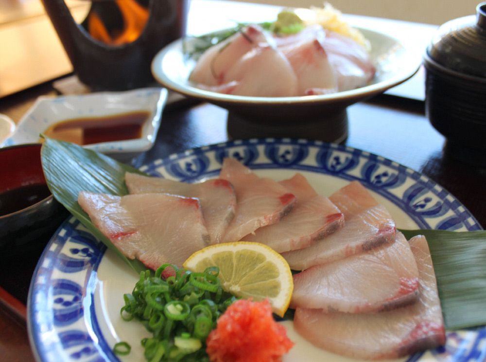 橋立海産センター 瑞松苑 【冬の旬の食材提供店】